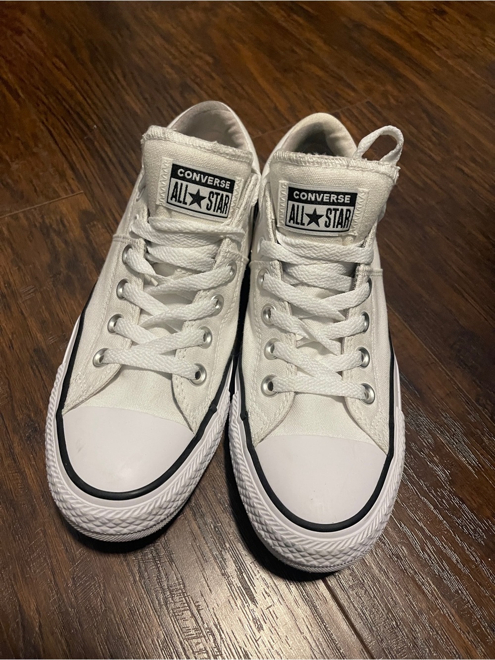 Converse women White Low Top All Star Sneakers